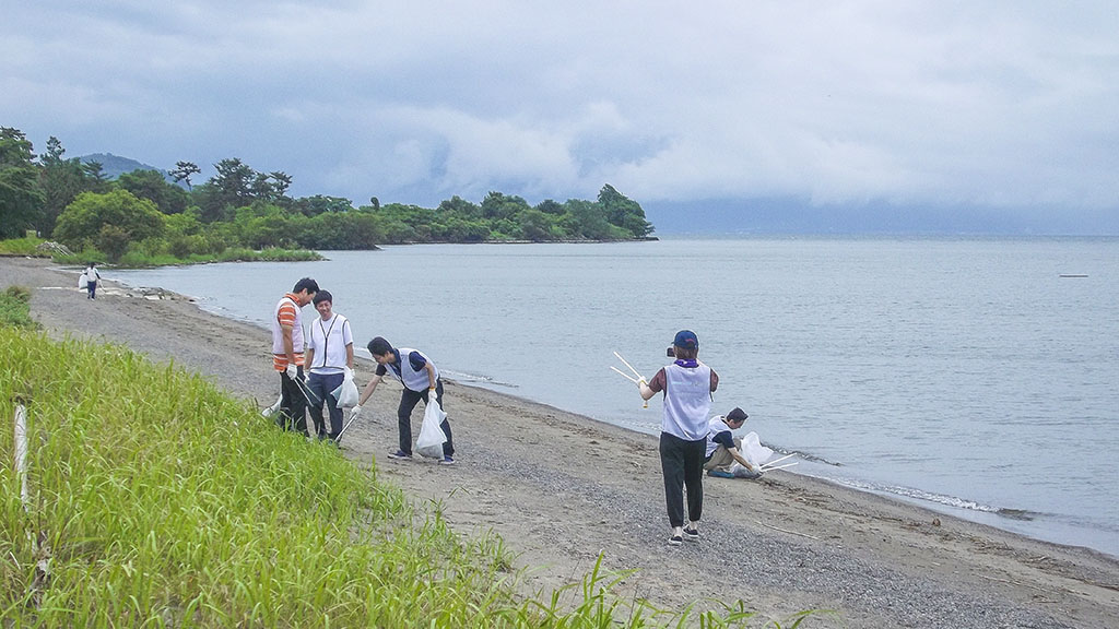 琵琶湖清掃ボランティア
